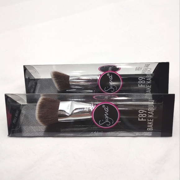 Set of 2 Black & Silver Sigma F89 Bake Kabuki Foundation Brushes - Picture 2 of 3